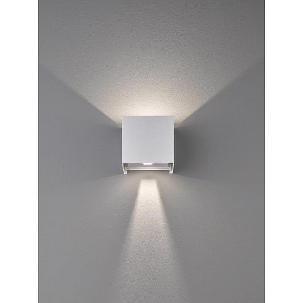 Απλίκα Φωτιστικό Τοίχου Wall Λευκό Ματ IP44 10x10 Απλίκα Φωτιστικό Τοίχου Wall Λευκό Ματ IP44 10x10