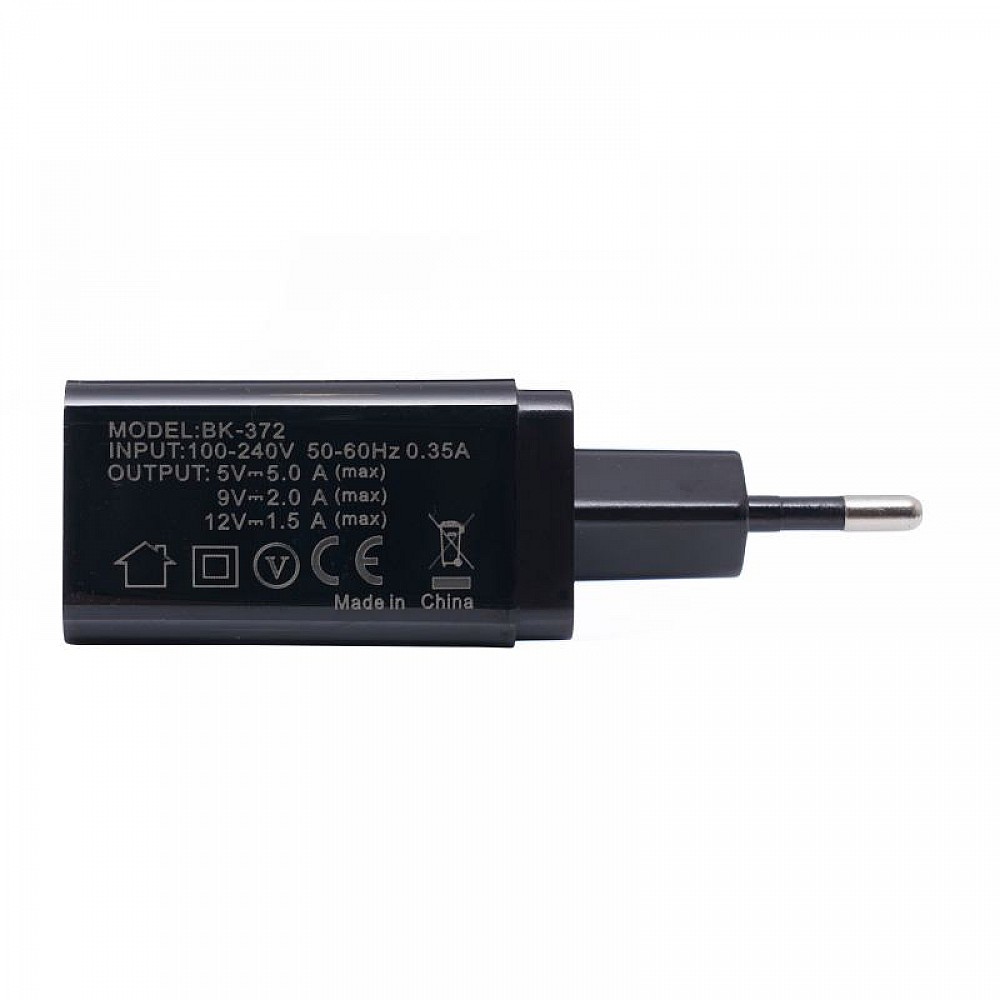 Φορτιστής Πρίζας με 2 Θύρες USB 2.1A και 1 USB QC 3.0 Kraft&Dele KD-1236