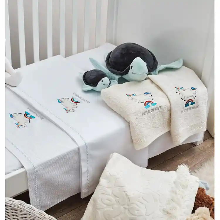 Σεντόνια Σετ “Baby” Λευκό Κέντημα Unicorn Blue