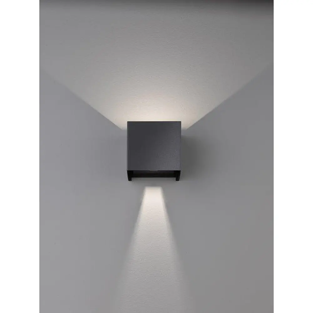 Απλίκα Φωτιστικό Τοίχου Wall Μαύρο Ματ IP44 10x10