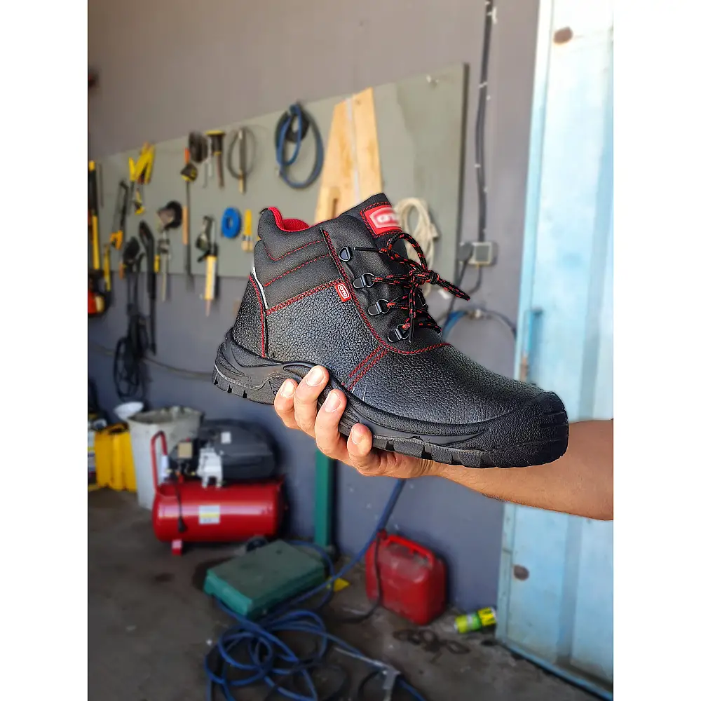 Μποτάκι δερμάτινο S3 αδιάβροχο μαύρο Νο.46 BSH102