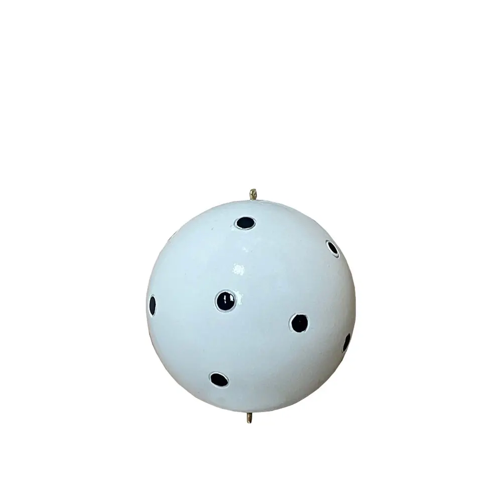 LUCKY CHARM 2025 CHRISTMASH ΜΠΑΛΑ 9x9x9 POLYRESIN ΛΕΥΚΟ ΜΑΥΡΟ INTHEBOX
