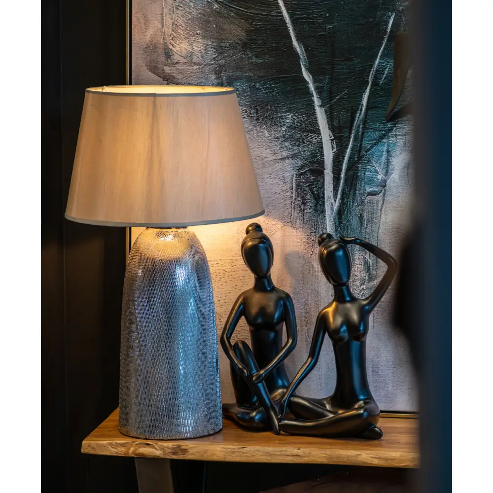 LIBERTA ARGENT ΦΩΤΙΣΤΙΚΟ ΕΠΙΤΡΑΠΕΖΙΟ 40x40x67cm ΚΕΡΑΜΙΚΟ ΑΣΗΜΙ ΛΕΥΚΟ ΥΦΑΣΜΑ