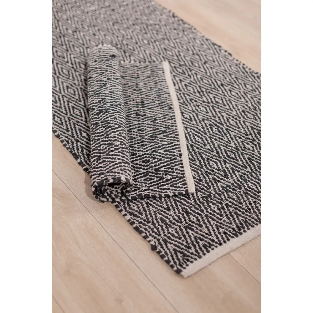LIBERTA ROMBO ΧΑΛΙ ΔΙΑΔΡΟΜΟΥ 70x150cm ΔΕΡΜΑ ΜΑΥΡΟ ΜΠΕΖ