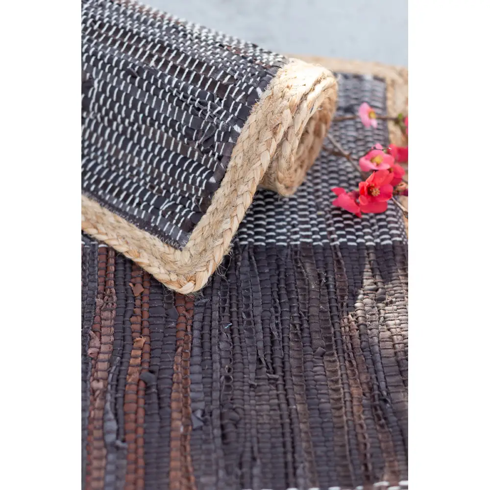 LIBERTA DARK ΧΑΛΙ ΔΙΑΔΡΟΜΟΥ 70x150cm ΔΕΡΜΑ ΜΑΥΡΟ ΜΠΕΖ ΓΙΟΥΤΑ