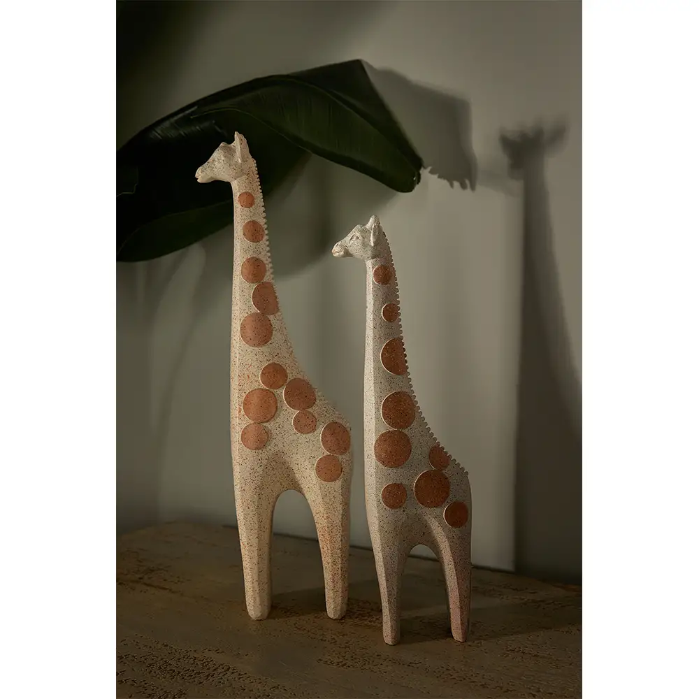 LIBERTA KEMIL ΔΙΑΚΟΣΜΗΤΙΚΟ ΚΑΜΗΛΟΠΑΡΔΑΛΗ 9x6x35cm POLYRESIN ΛΕΥΚΟ ΚΑΦΕ