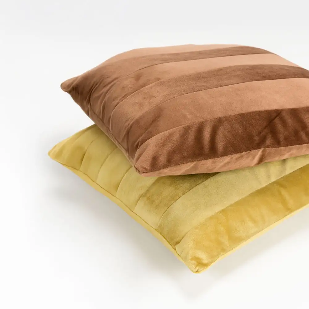 LIBERTA SERI ΔΙΑΚΟΣΜΗΤΙΚΟ ΜΑΞΙΛΑΡΙ 45x45cm ΒΕΛΟΥΔΟ ΧΡΥΣΟ