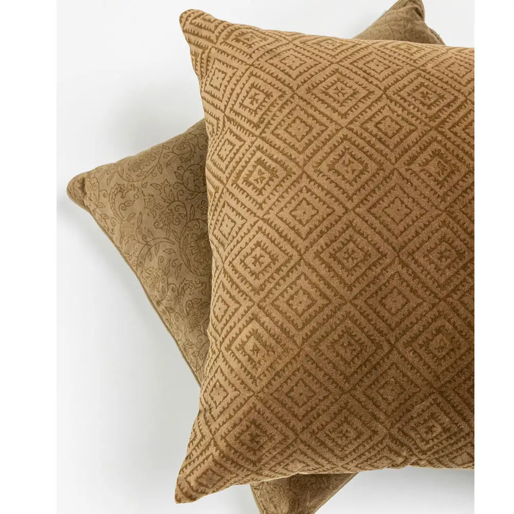 LIBERTA HOMBURG A ΔΙΑΚΟΣΜΗΤΙΚΟ ΜΑΞΙΛΑΡΙ 50x50cm ΒΑΜΒΑΚΙ ΧΡΥΣΟ ΒΕΛΟΥΔΟ