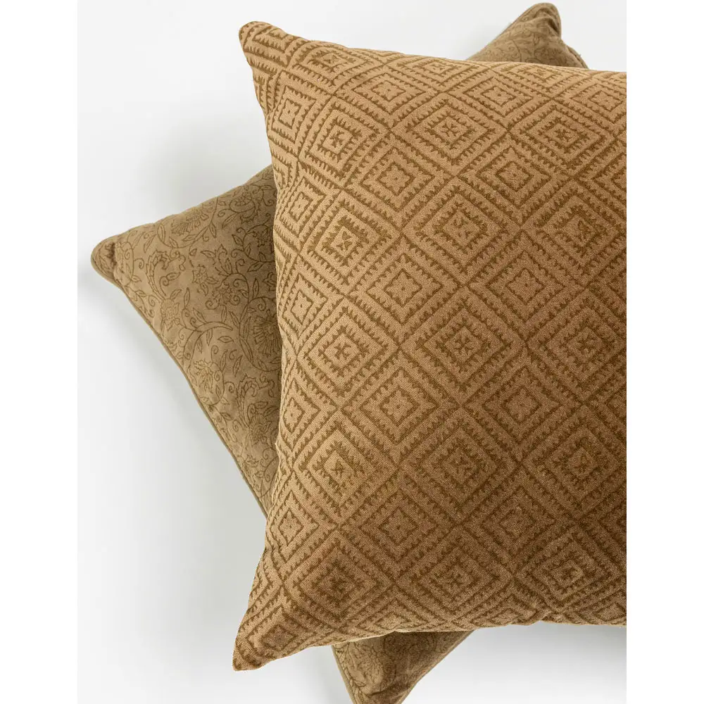 LIBERTA HOMBURG B ΔΙΑΚΟΣΜΗΤΙΚΟ ΜΑΞΙΛΑΡΙ 50x50cm ΒΑΜΒΑΚΙ ΧΡΥΣΟ ΒΕΛΟΥΔΟ