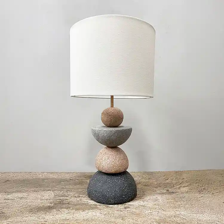 LIBERTA ZENSTONE A ΦΩΤΙΣΤΙΚΟ ΕΠΙΤΡΑΠΕΖΙΟ 26x26x49cm POLYRESIN ΠΟΛΥΧΡΩΜΟ ΥΦΑΣΜΑ ΛΕΥΚΟ