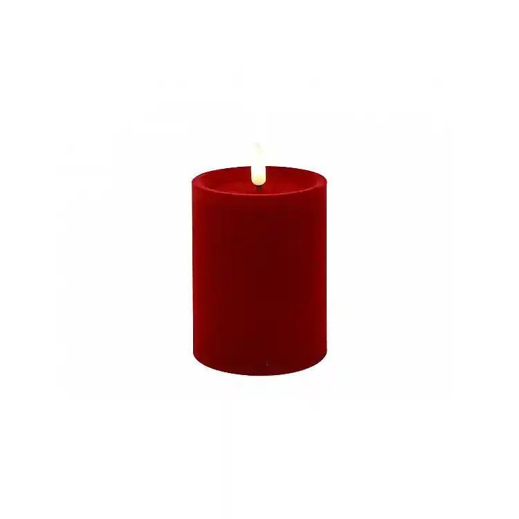 Κερί κορμος βελούδο κόκκινο LED warm white/timer/remote/2xAA 7,5x10cm