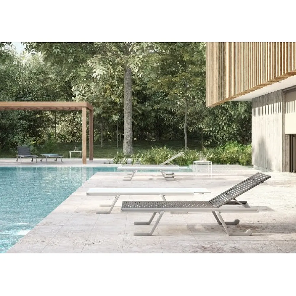 Doge Sun-Lounger - Techno-Polymer - 190x72x32.5 cm