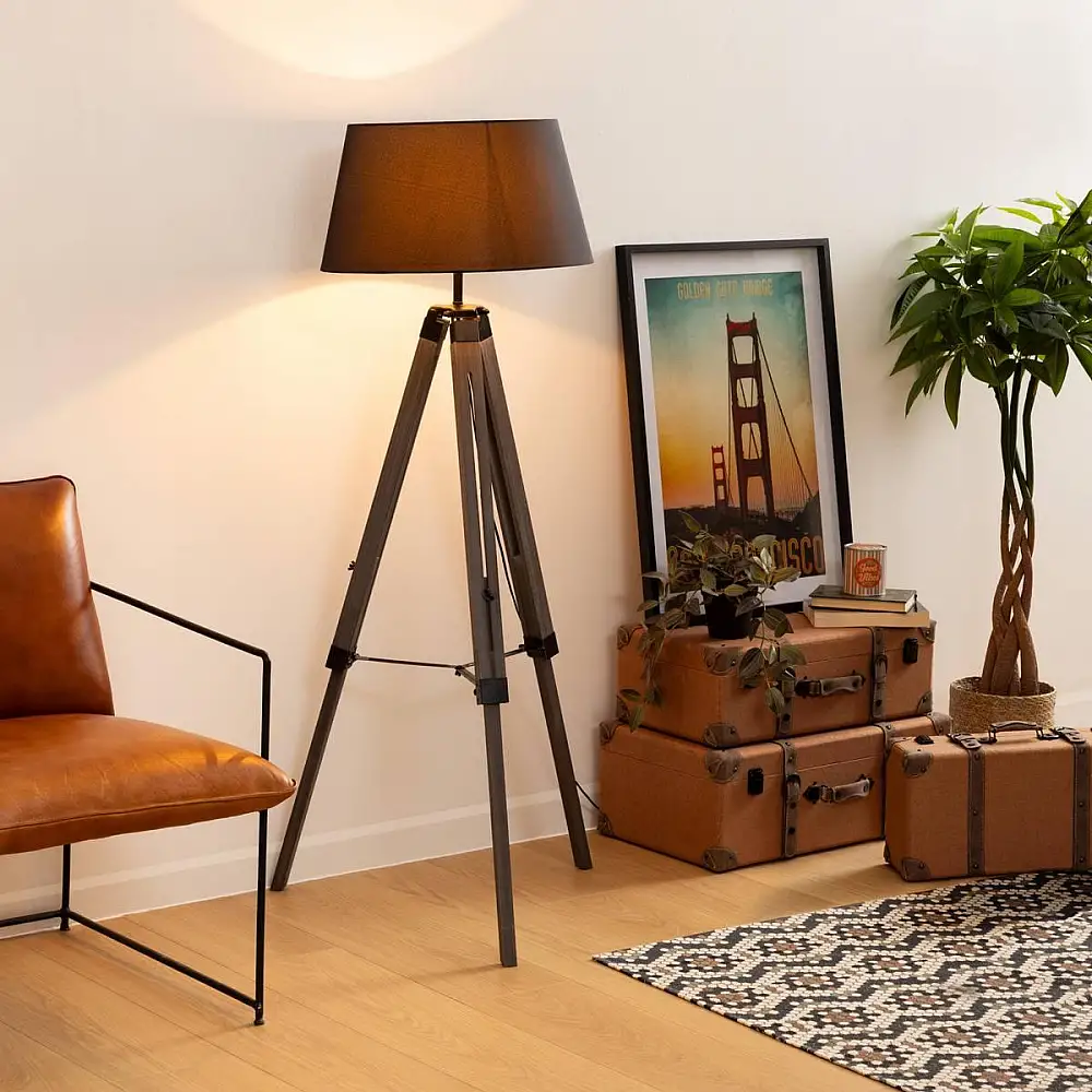 Atmosphera Επιδαπέδιο Ξύλινο Φωτιστικό Industrial 348εκ. με Μαύρο Καπέλο 123174