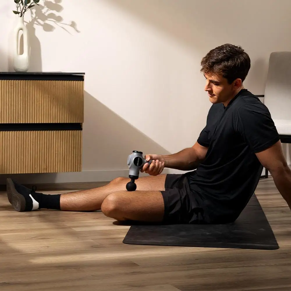 Cecotec Πιστόλι Μασάζ SkinCare με 99 επίπεδα έντασης, 4 κεφαλές, Ελαφρύ και συμπαγές, με θήκη αποθήκευσης. CEC-116295