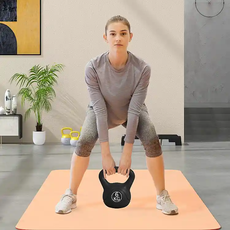 HOMCOM Kettlebell 6kg από Πλαστικό και Άμμο με Επίπεδη Βάση και Λαβή 20x13x22 cm Μαύρο A91-076V05BK