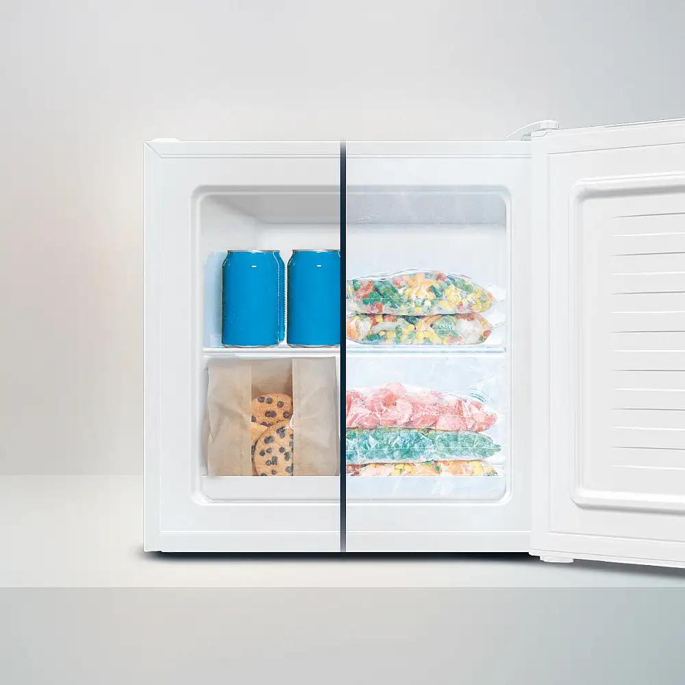 CECOTEC  Μίνι Ψυγείο Bolero CoolMarket TT 31 Dual White E, Μετατρέψιμο σε Καταψύκτη, 31 Λίτρα, Λευκή Πόρτα, Έλεγχος Θερμοκρασίας, Διαστάσεις 49.6x47.4 εκ.  CEC-01973