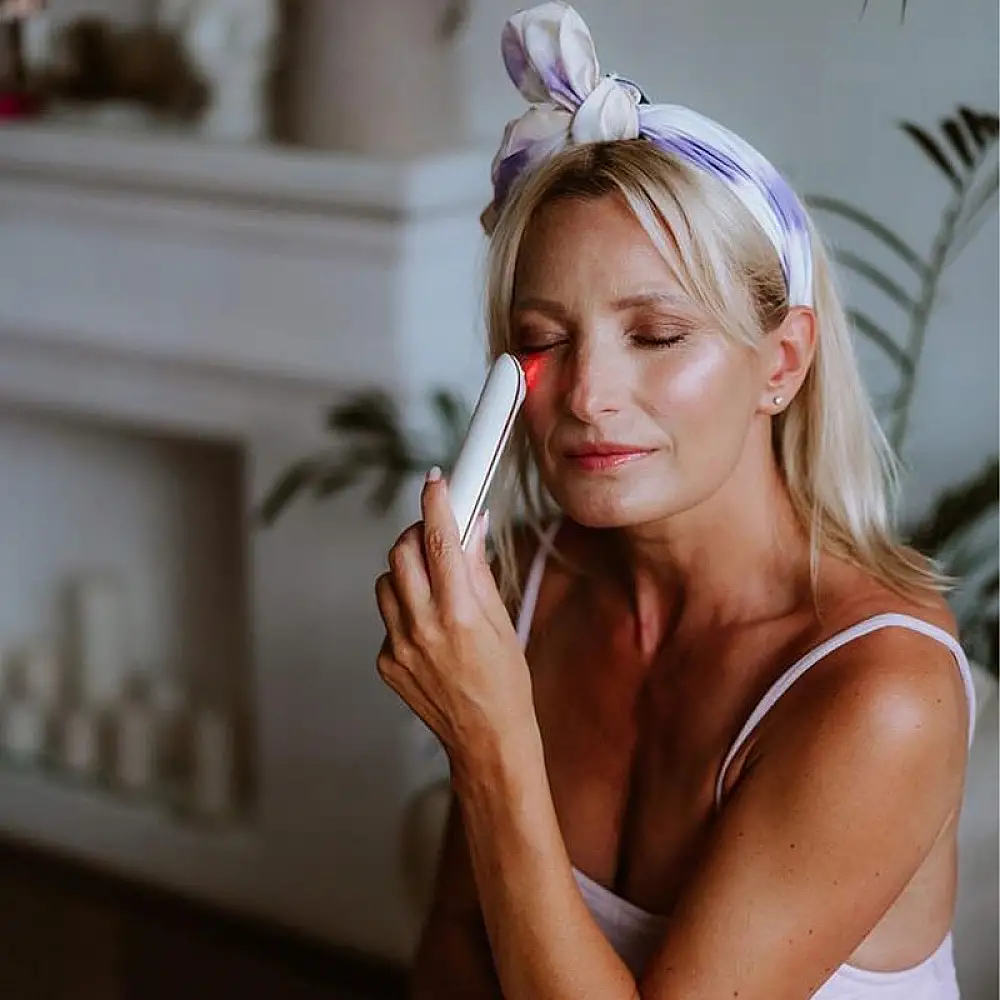 Συσκευή Αντιγήρανσης Ματιών με Δονήσεις, RF και Φωτοθεραπεία 5903003700302 BEAUTIFLY