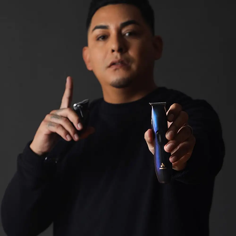 Επαγγελματικό Τρίμερ Ρεύματος -Επαναφορτιζόμενο με 4 Χτενάκια Μπλε 561561 ANDIS