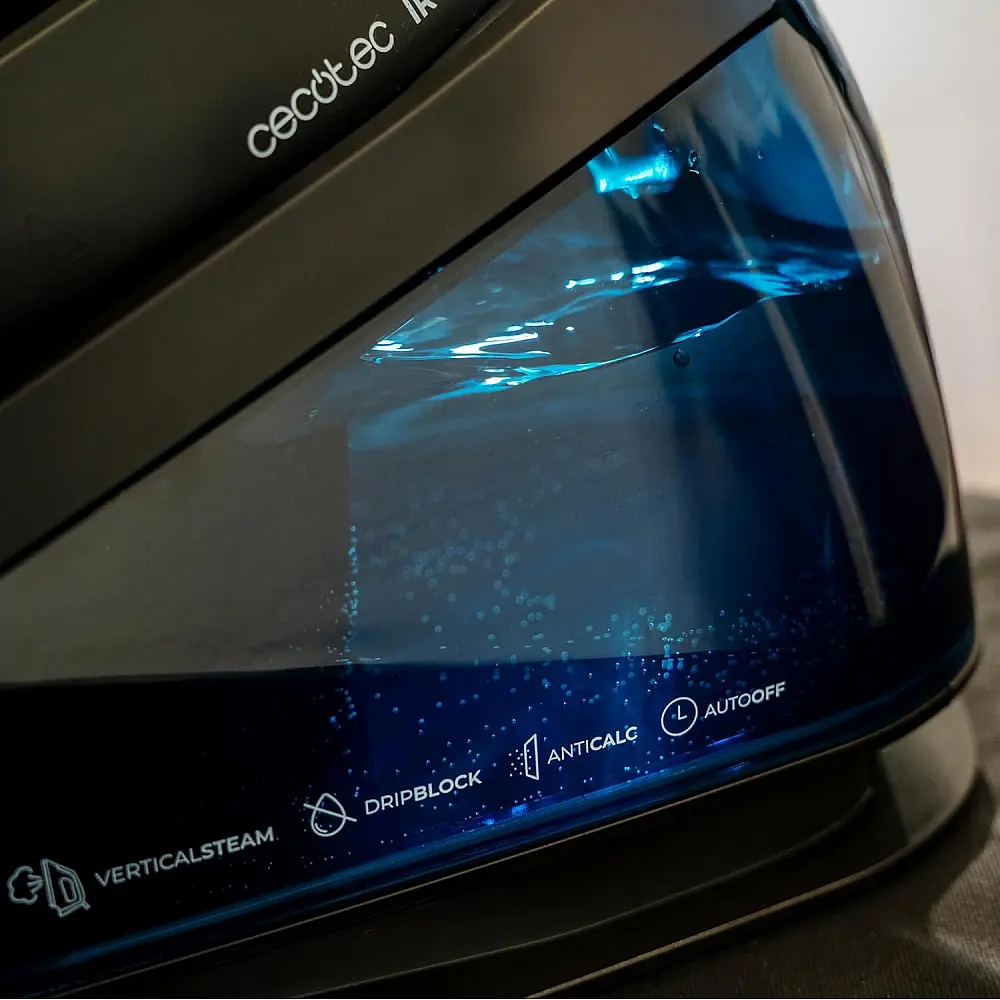 Κάθετο Σύστημα Σιδερώματος IronHero V-2400 Station – 2400W με Κεραμική Πλάκα και Οθόνη LED CEC-102084 Cecotec
