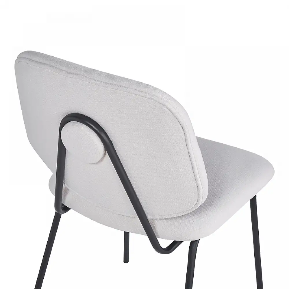 Καρέκλα Pietro I pakoworld μπεζ ύφασμα-πόδι μαύρο μέταλλο 45x55x82.5εκ | 4 τμχ