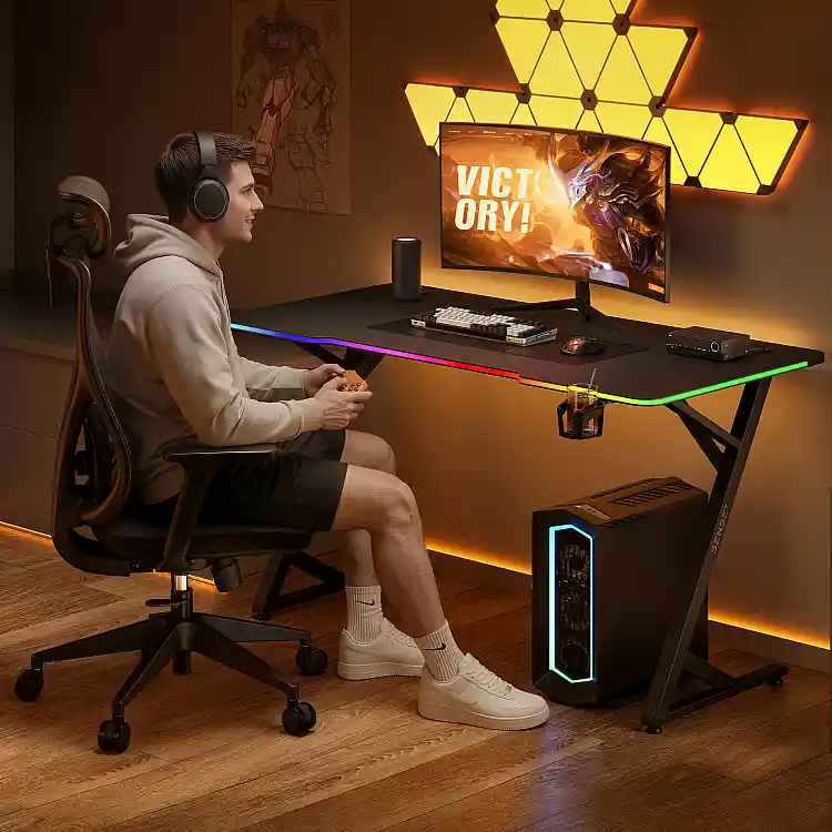 SENSE7 Gaming Γραφείο VOLT RGB, 140x70cm, Μαύρο