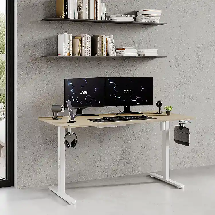 Γραφείο Gaming SENSE7 Nojo 140x70 cm, Λευκό Πεύκο, Μεγάλη Επιφάνεια Εργασίας