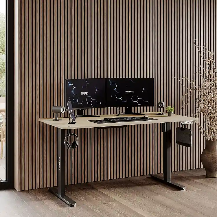Γραφείο SENSE7 Nojo 140x70 cm, Μαύρο Πεύκο, Επιφάνεια Εργασίας Gaming